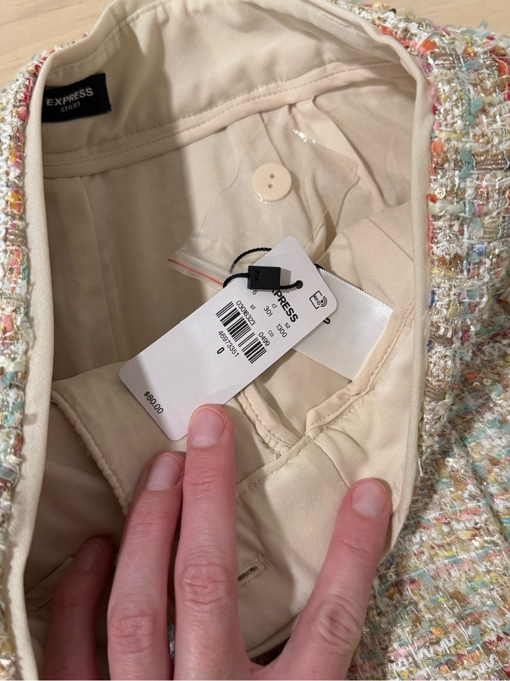 EXPRESS SHORTS SET - Picture 7 of 11
